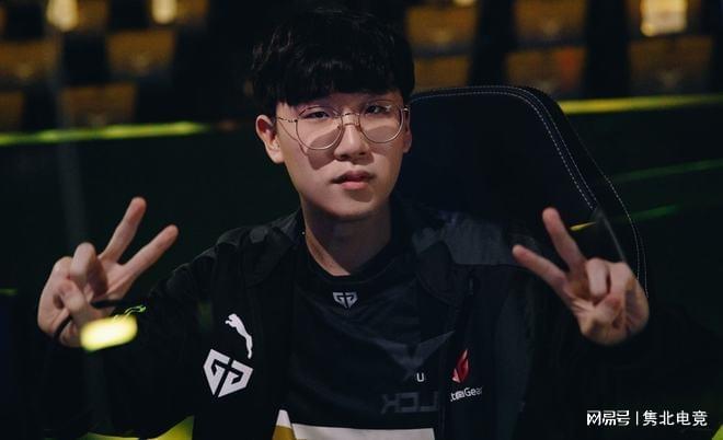 整场比赛两 整场比赛两