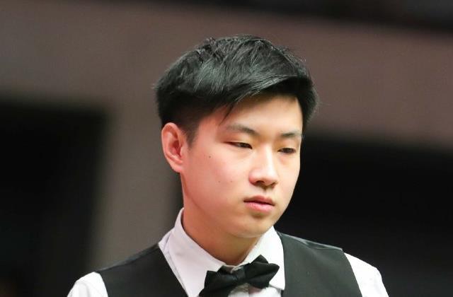 队的对抗中 队的对抗中