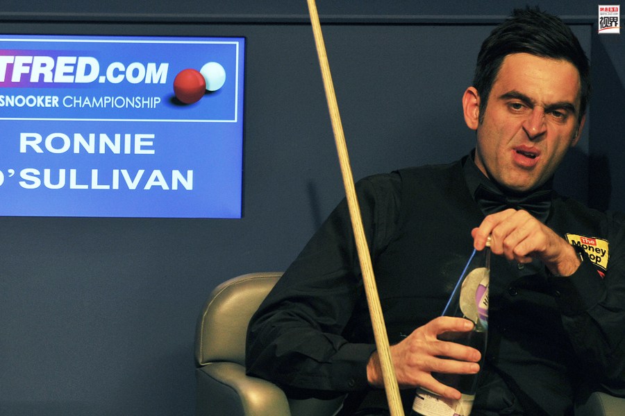 明确的批评 明确的批评