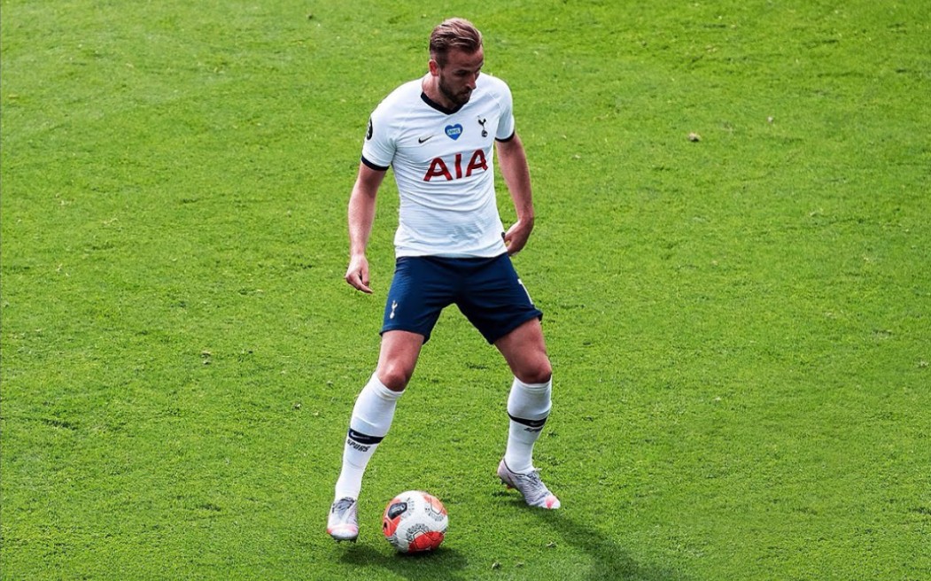 两翼落位 两翼落位