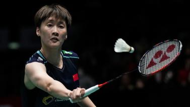 他很难获得